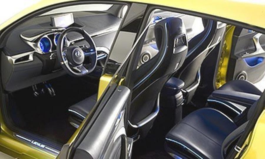  Lexus LF-Ch Compact Concept 2009 года  (фото 21 из 26)